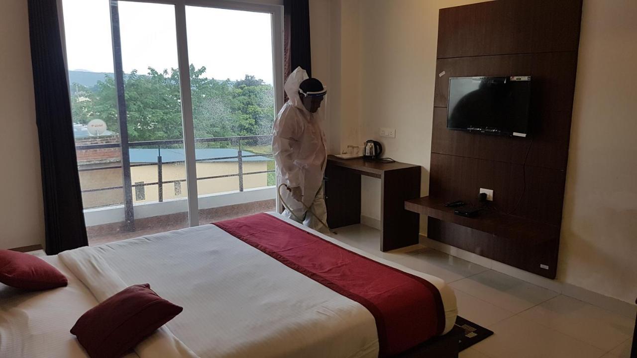 Hotel Aakash Residency Ντεχραντούν Εξωτερικό φωτογραφία
