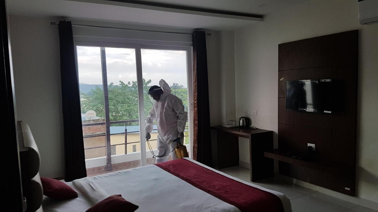 Hotel Aakash Residency Ντεχραντούν Εξωτερικό φωτογραφία