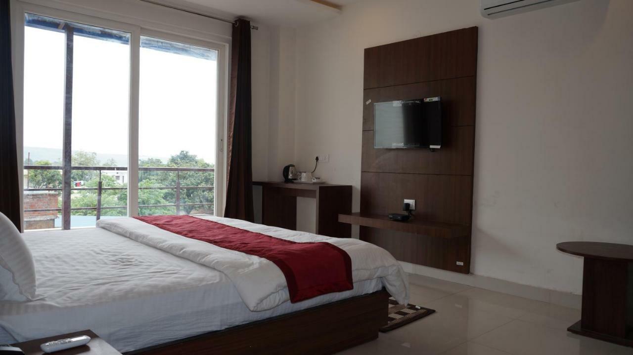 Hotel Aakash Residency Ντεχραντούν Εξωτερικό φωτογραφία